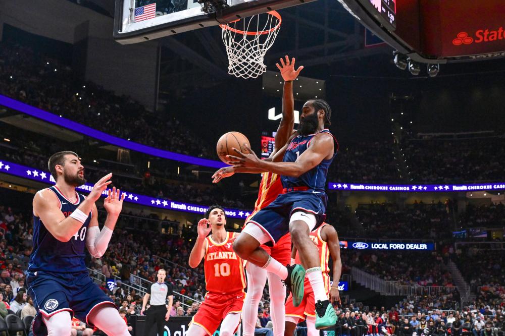 巴萨防线将 巴萨防线将