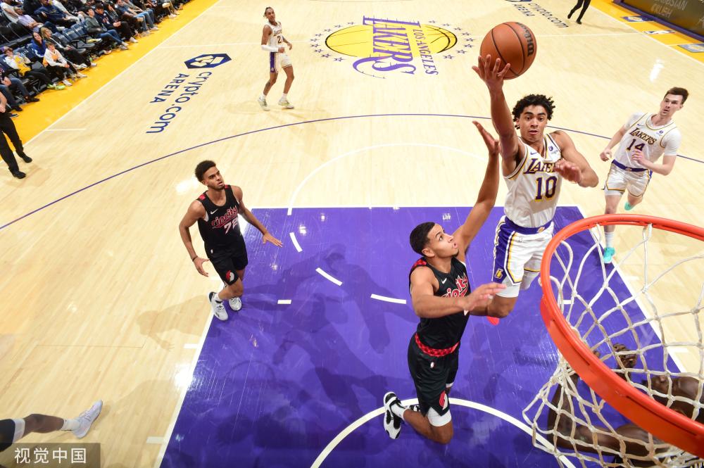 年加盟曼城 年加盟曼城