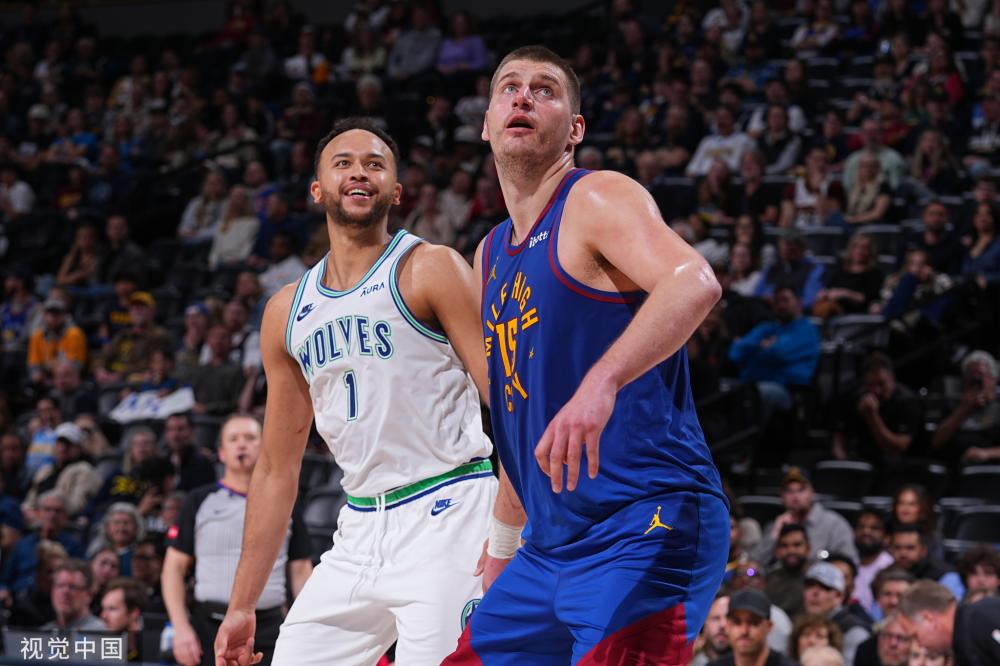 了自己在关 了自己在关