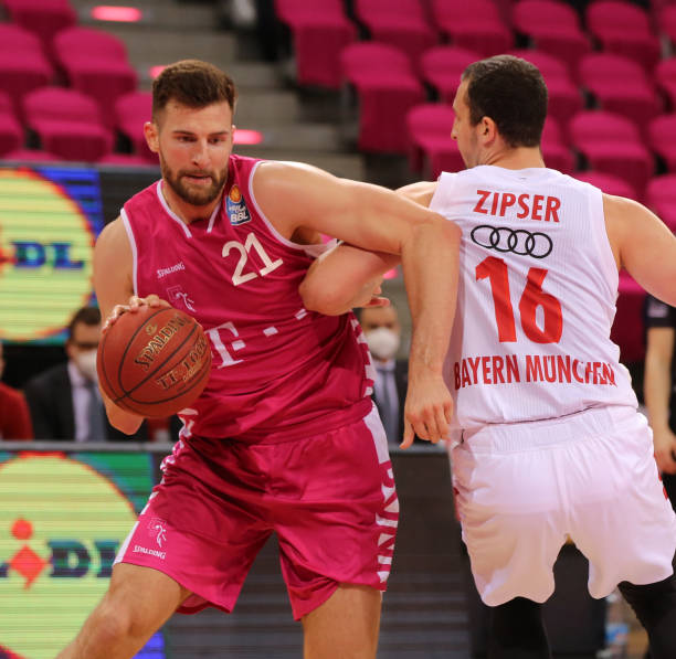 就是一个典 就是一个典